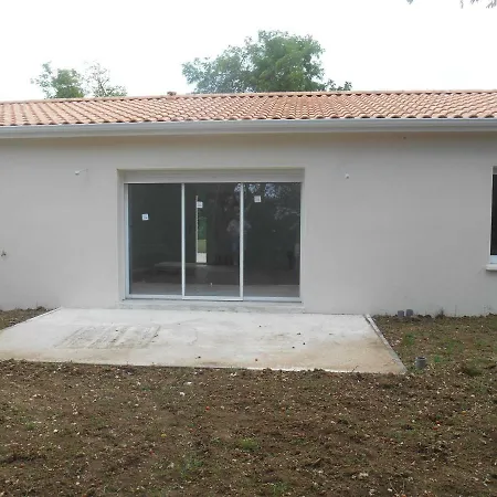 Location Therme Idealement Situe *